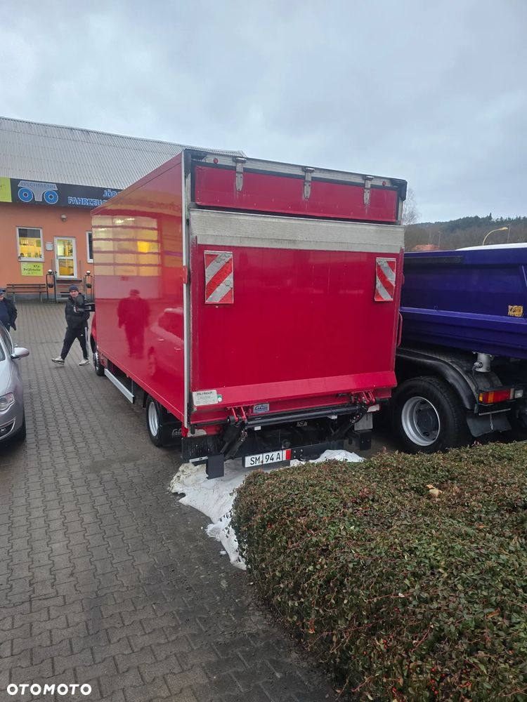 Mercedes-Benz Sprinter 907 - 4