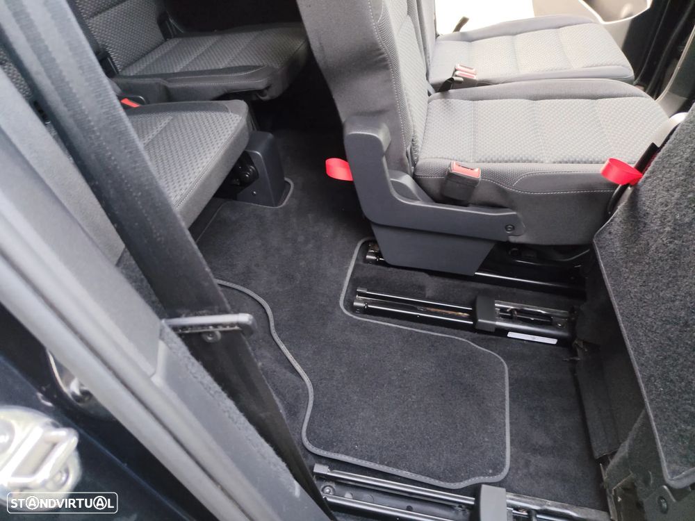 VW Touran - 6