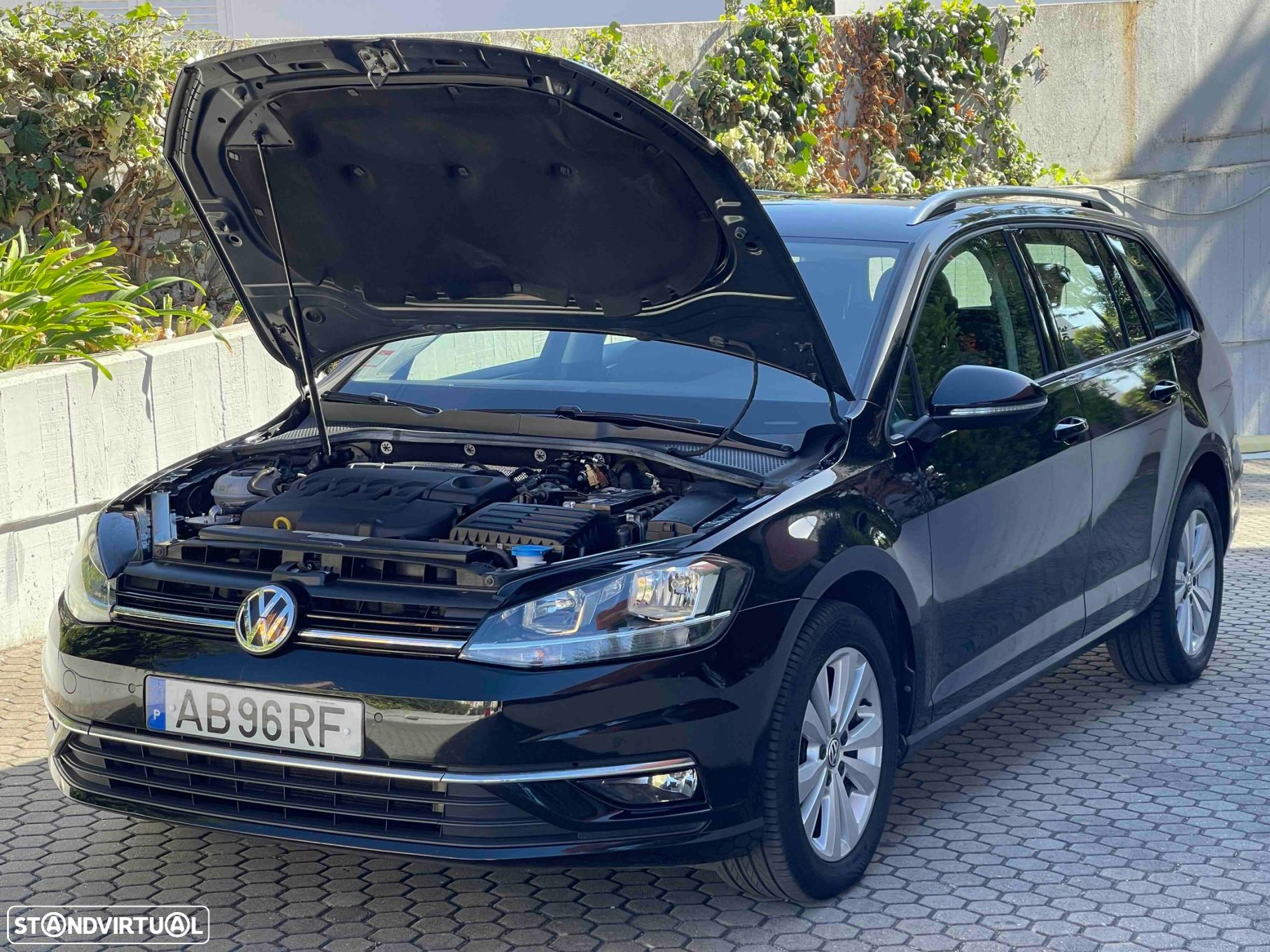 VW Golf 1.6 TDI Confortline - 18