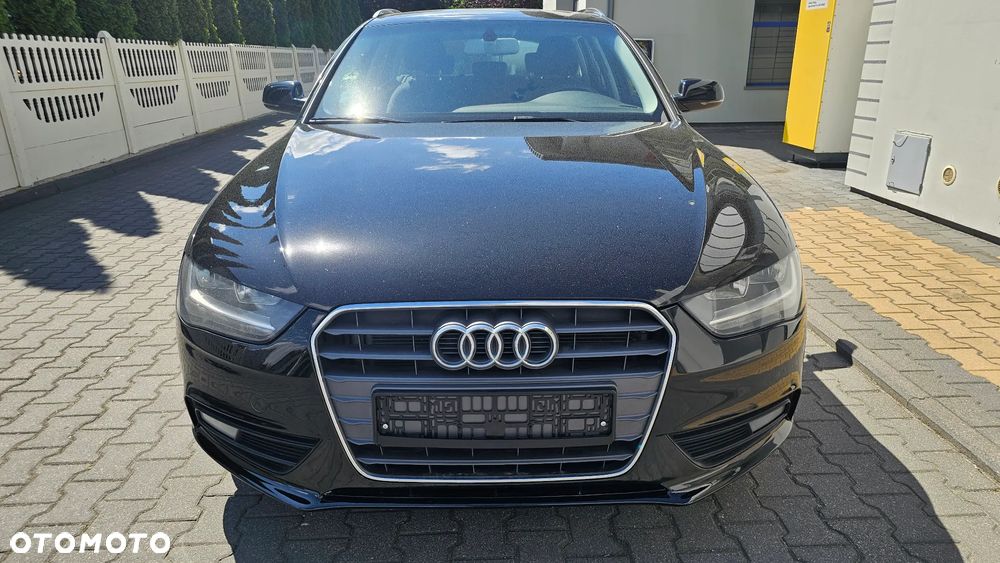 Audi A4 ver-avant-2-0-tdi-e-dpf-ambiente - 2