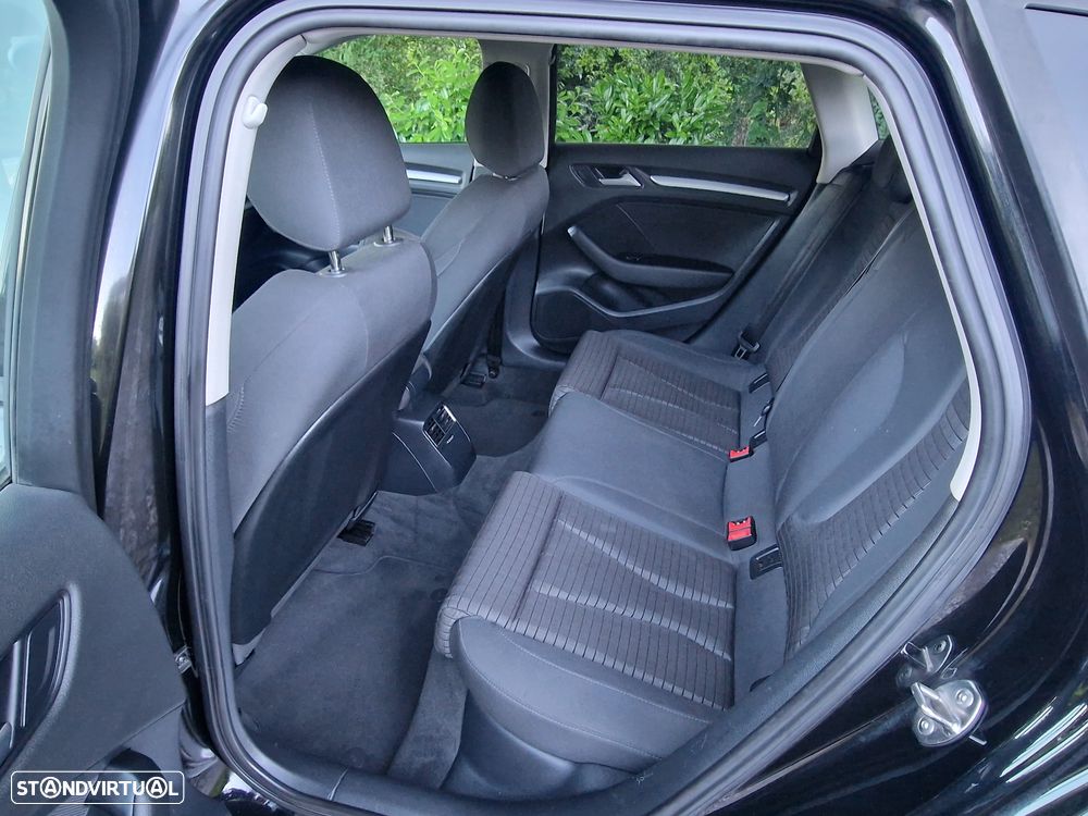 Audi A3 1.6 TDI Sport - 11