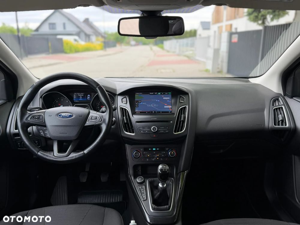 Ford Focus 2.0 TDCi Titanium ASS - 10