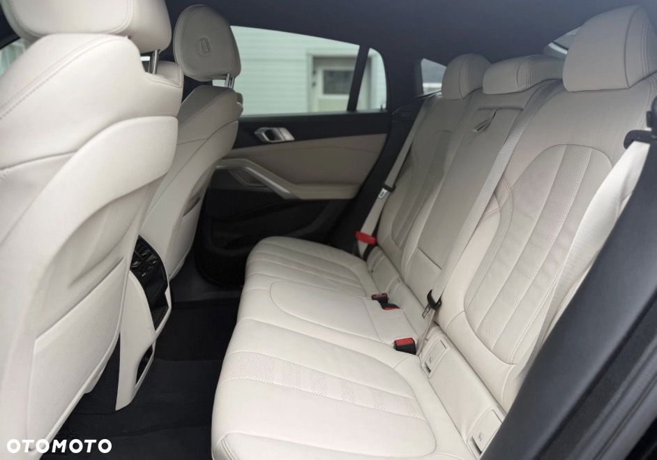 BMW X6 xDrive30d - 22