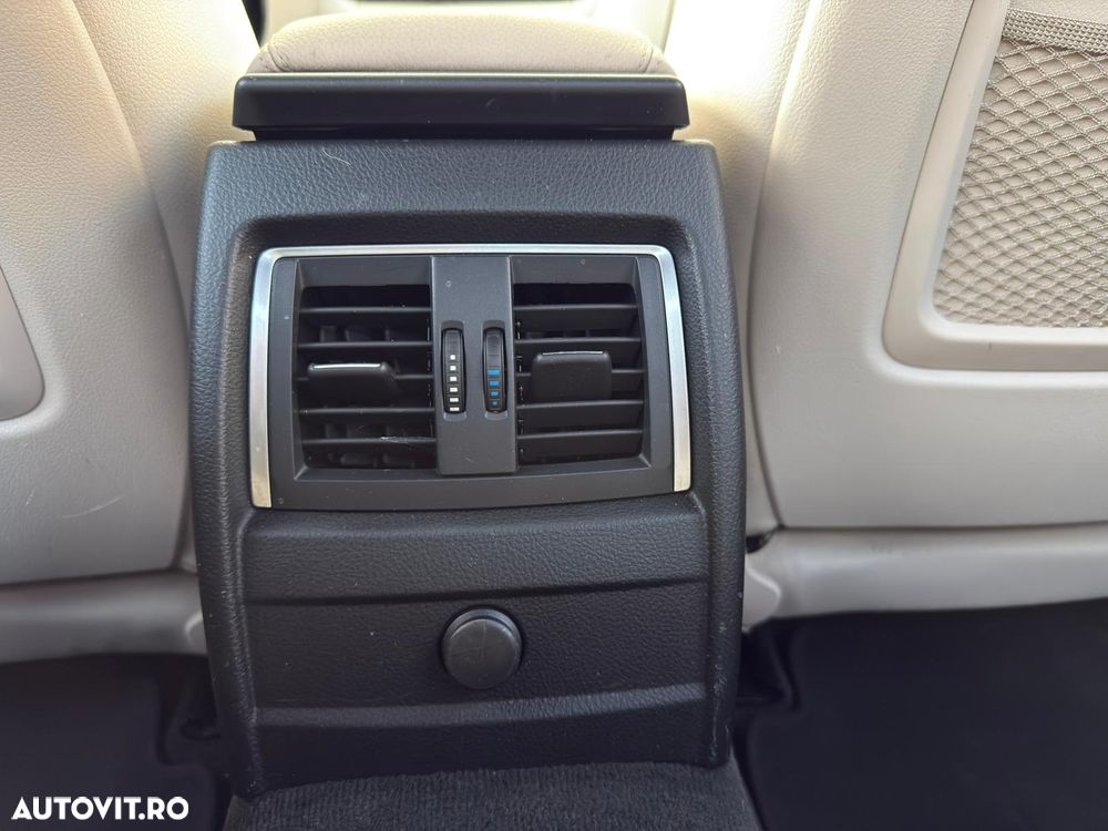 BMW Seria 3 320i Aut. M Sport - 12