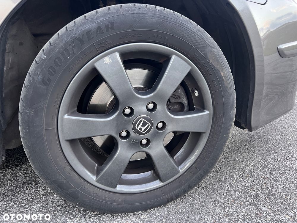 Honda Accord 2.0 Executive - 23