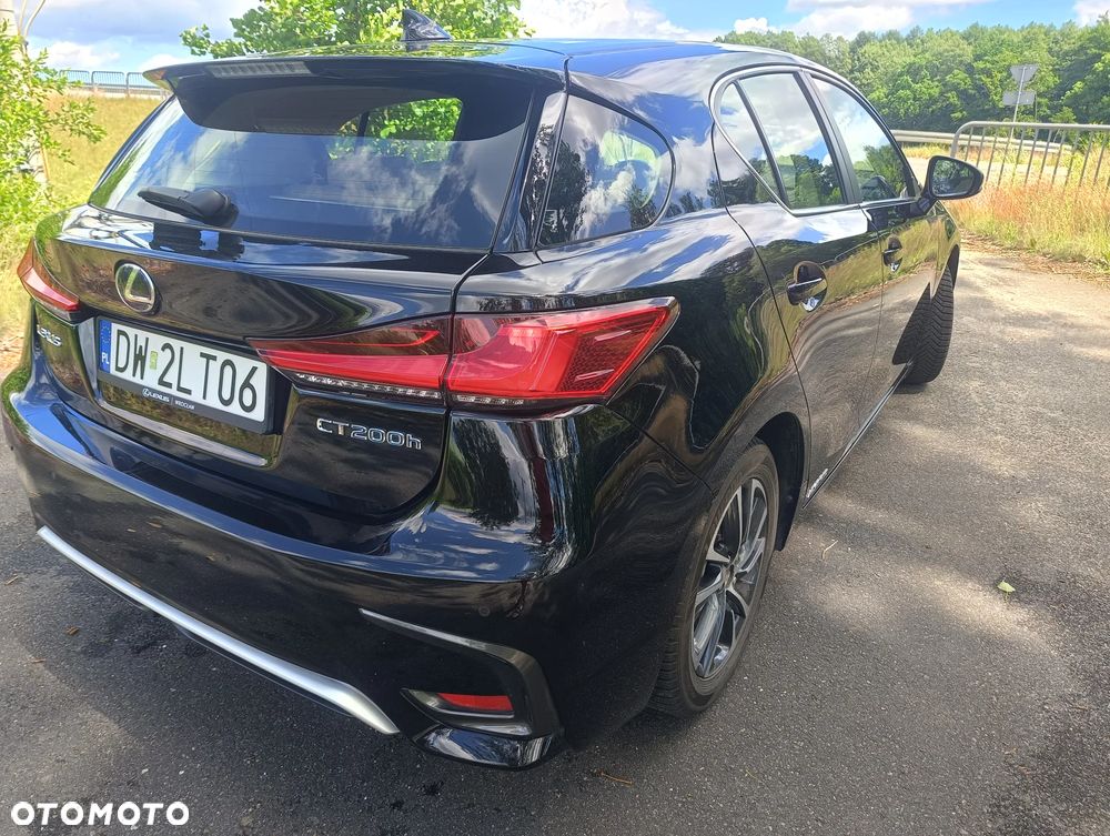 Lexus CT 200h Elegance - 2