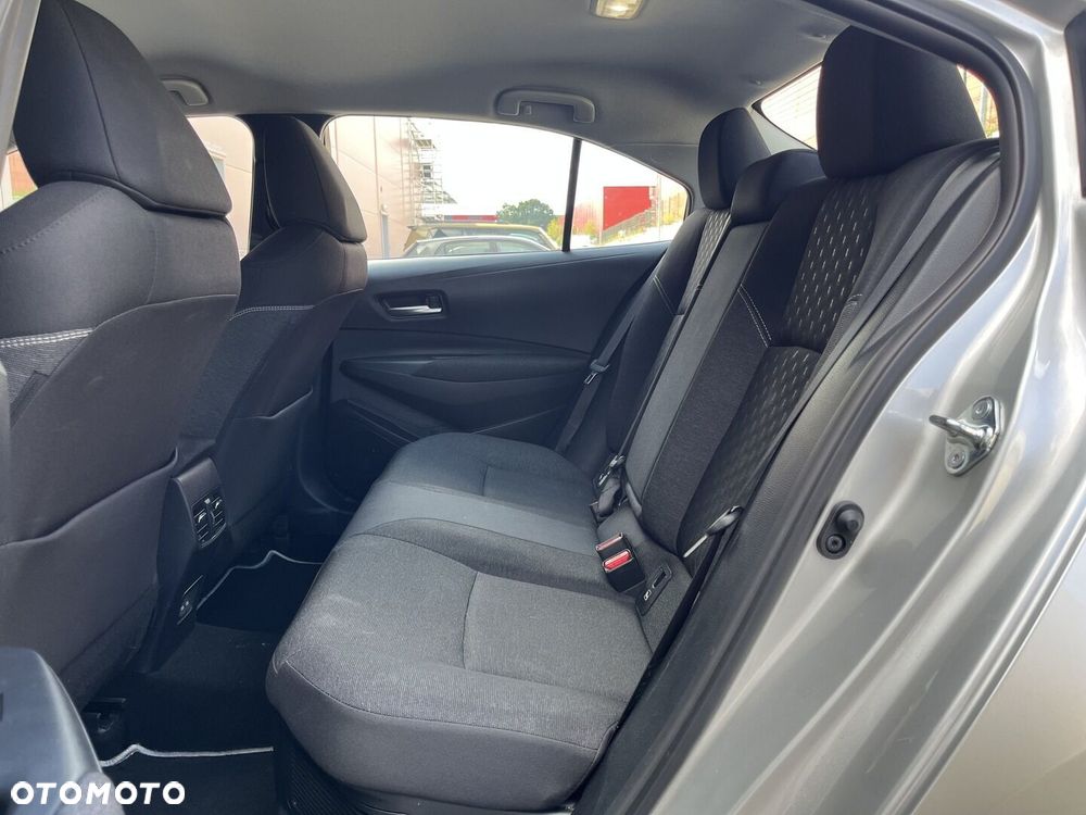 Toyota Corolla 1.8 Hybrid Comfort - 13