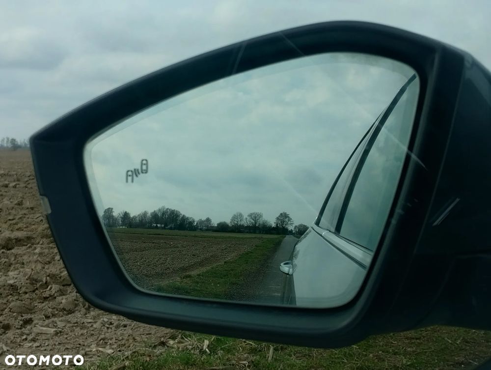 Skoda Superb 2.0 TDI DSG L&K - 9