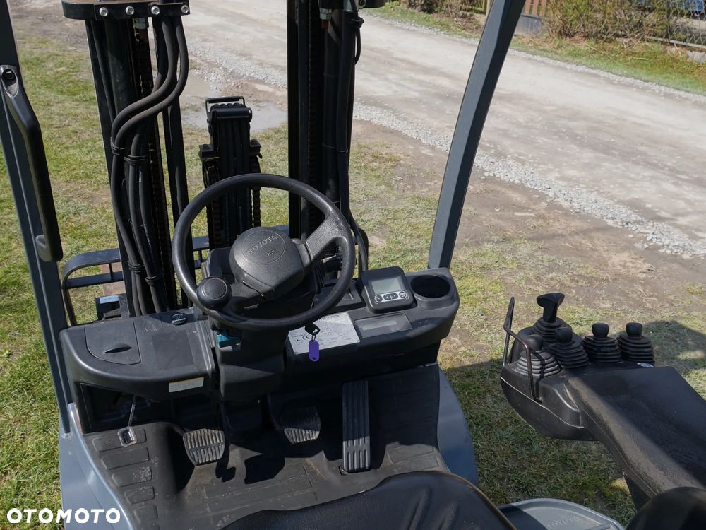 Toyota 02-8FGF18 - 7