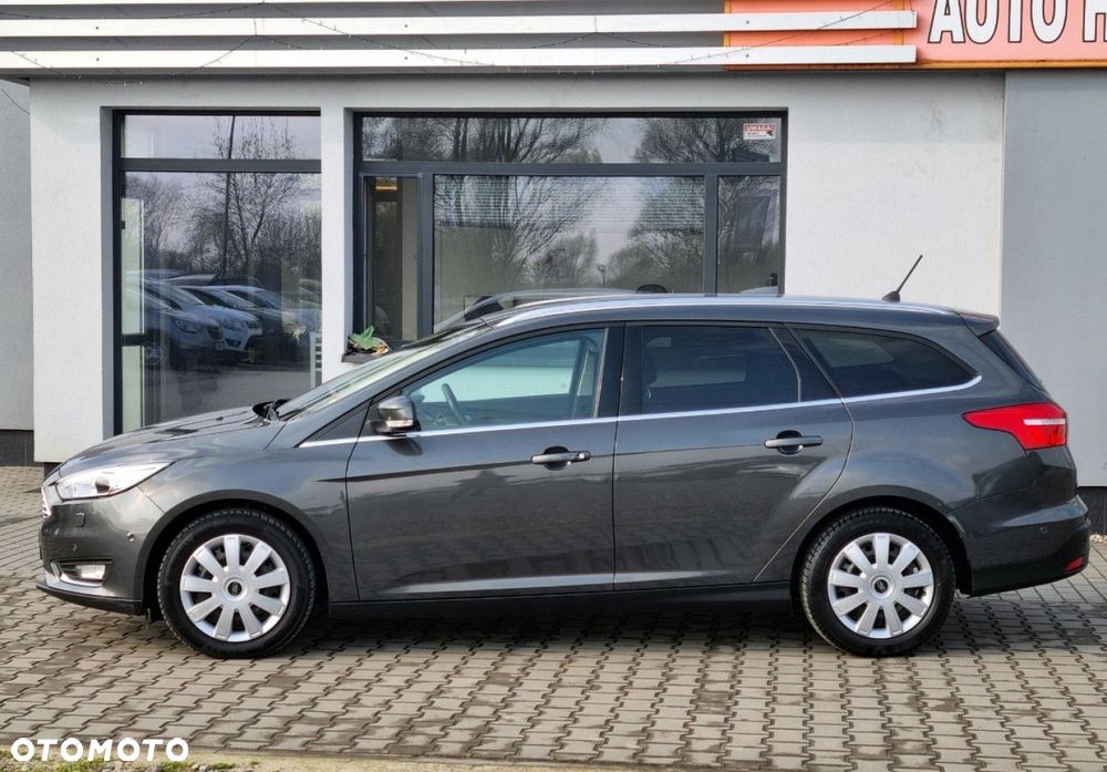Ford Focus - 22