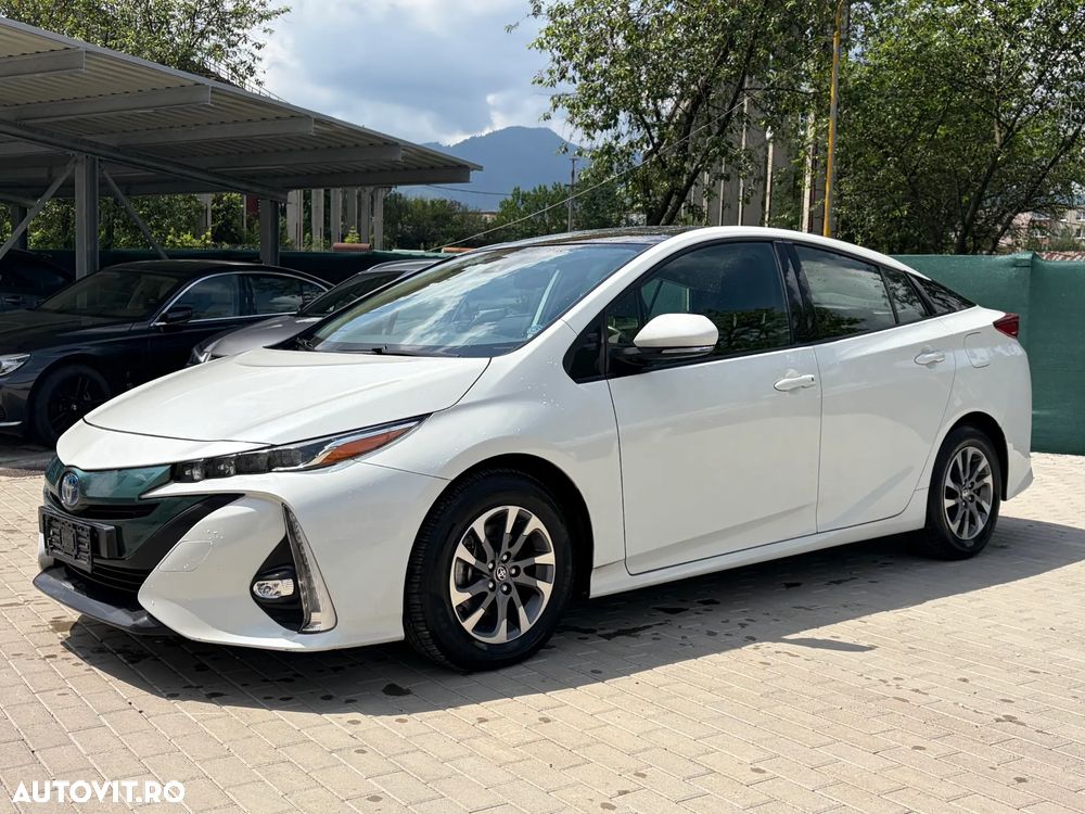 Toyota Prius - 5