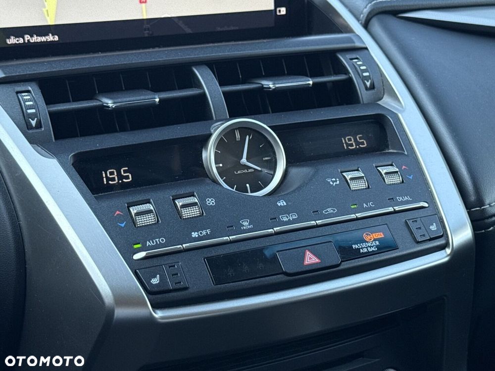 Lexus NX 300h F Impression AWD - 14