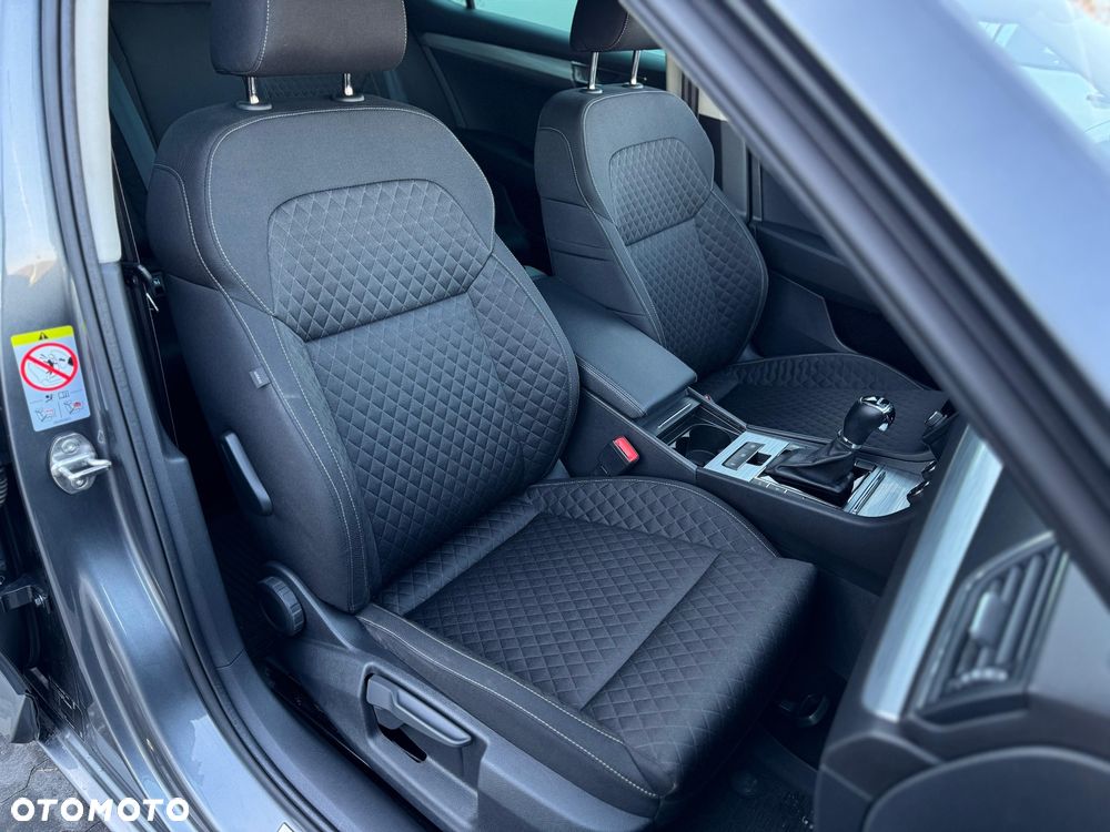 Skoda Superb 2.0 TDI SCR Ambition DSG - 23