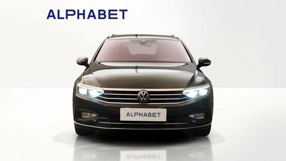 Volkswagen Passat - 8