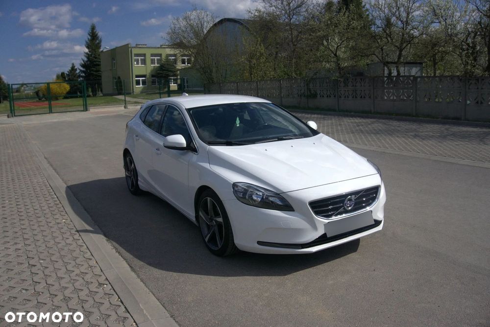 Volvo V40 D2 Base - 1