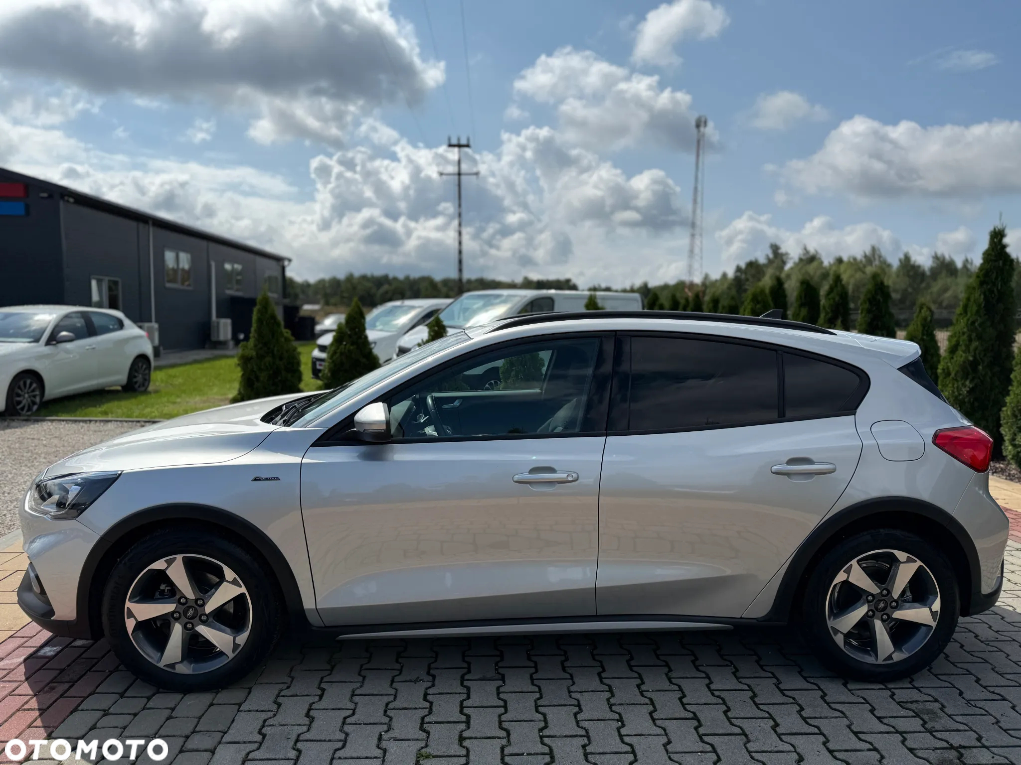Ford Focus 1.0 EcoBoost Active - 11