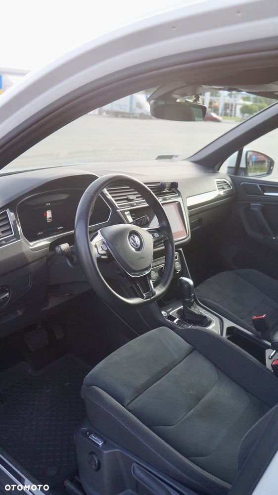 Volkswagen Tiguan - 17