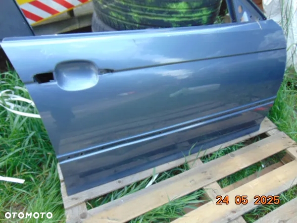 BMW E46 sedan kombi lewe prawe DRZWI przód przednie kolor 372 STAHLblau bez RDZY brak wysyłka