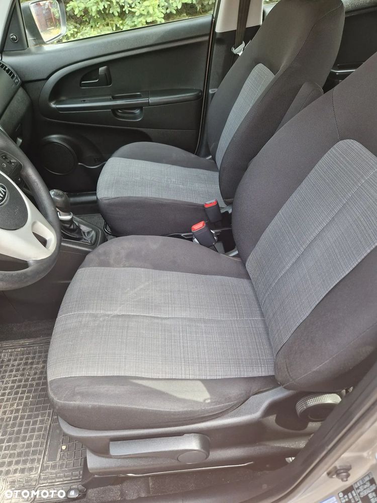 Kia Venga 1.4 CRDi L - 16