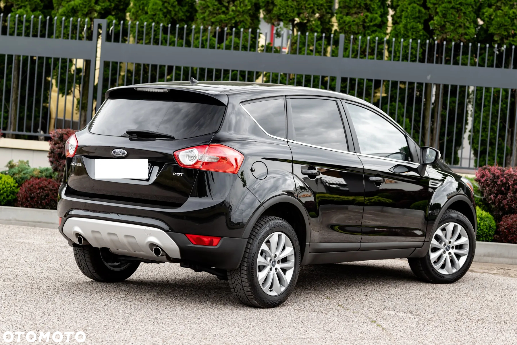 Ford Kuga 2.5 4x4 Titanium - 12
