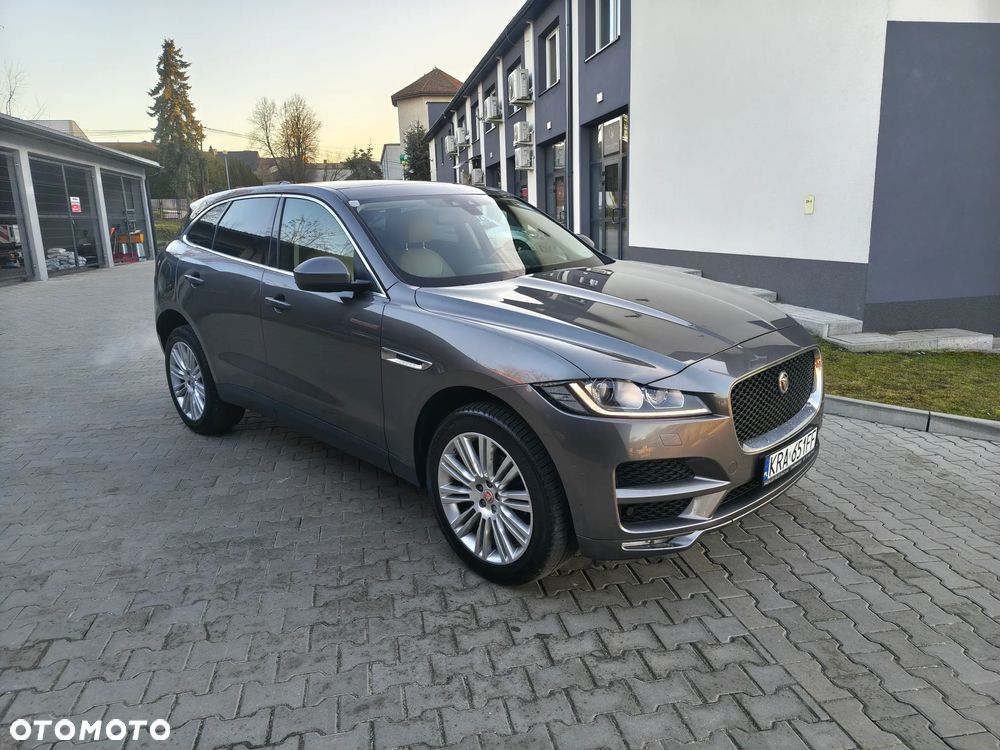 Jaguar F-Pace 2.0 i4D AWD Prestige - 2
