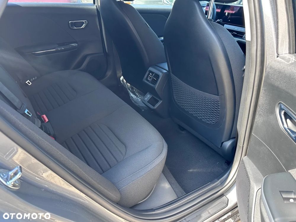 Kia K4 1.6 T-GDI M - 13