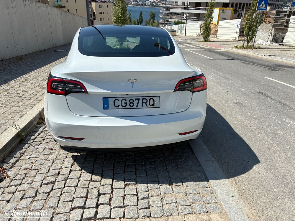 Tesla Model 3 Long Range Tração Traseira - 10