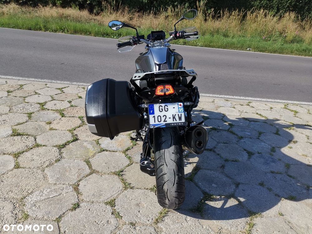 BMW R - 9