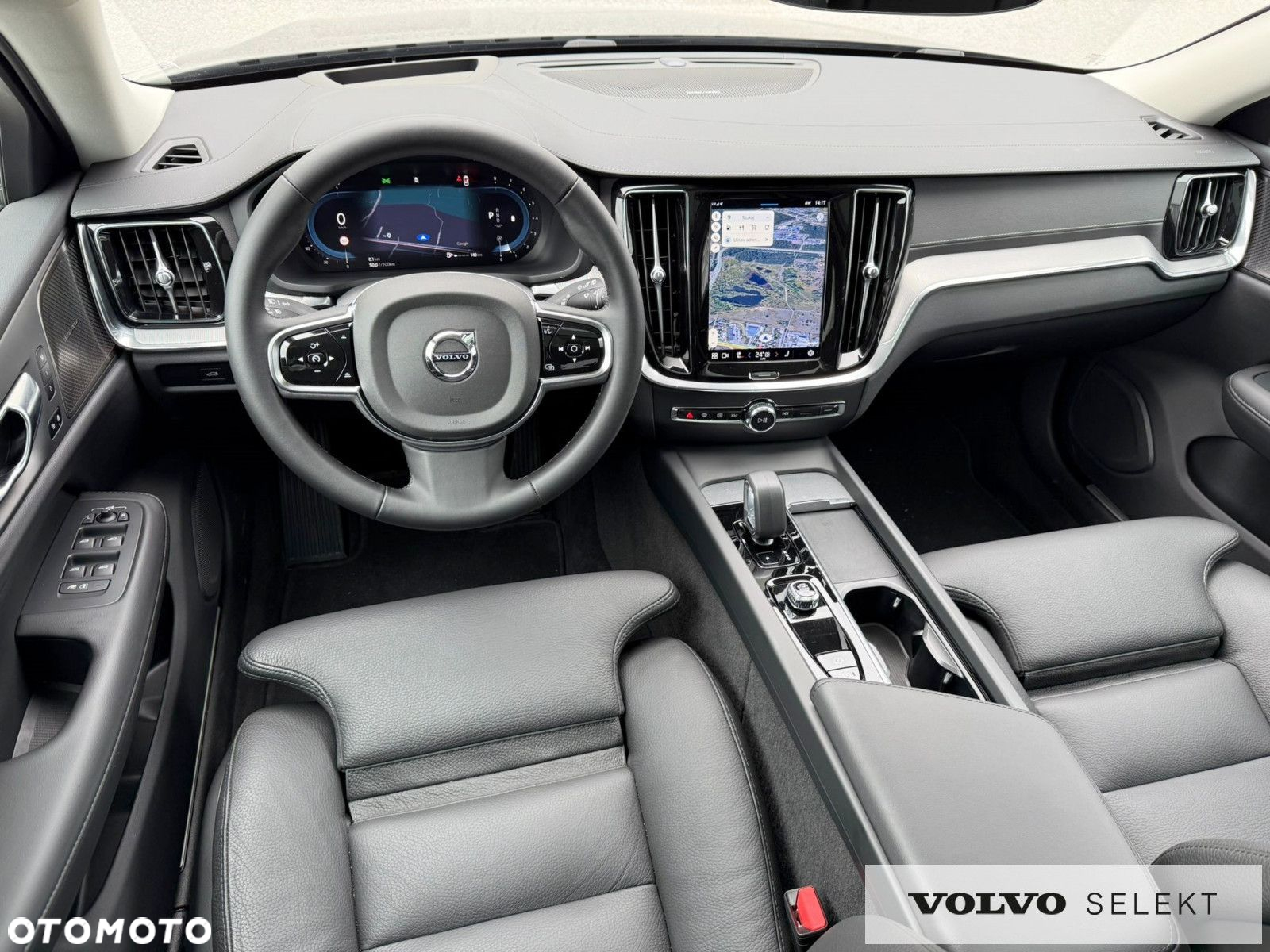Volvo V60 Cross Country - 12