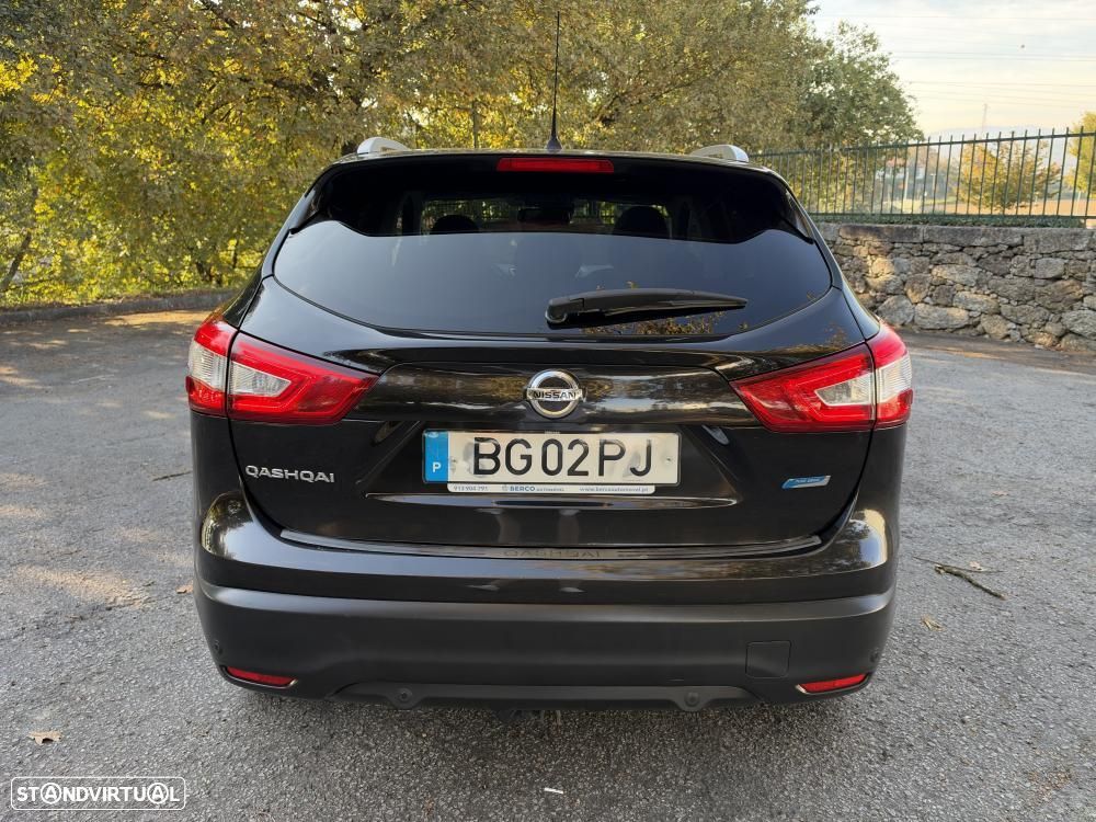 Nissan Qashqai 1.5 dCi N-Connecta 18 - 12