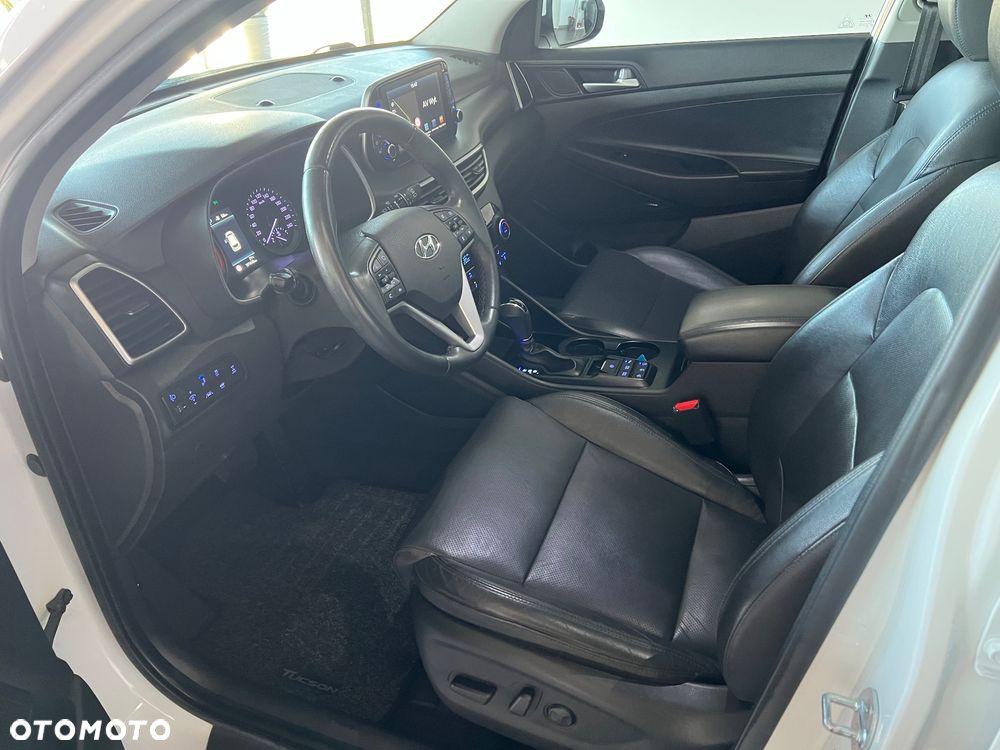 Hyundai Tucson - 12