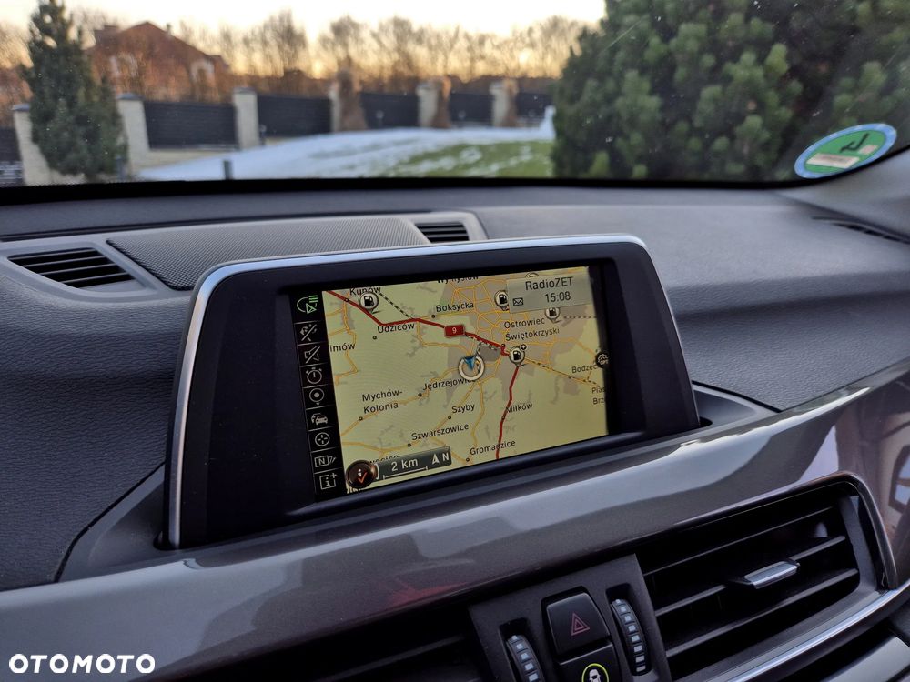 BMW X1 sDrive18d xLine - 13