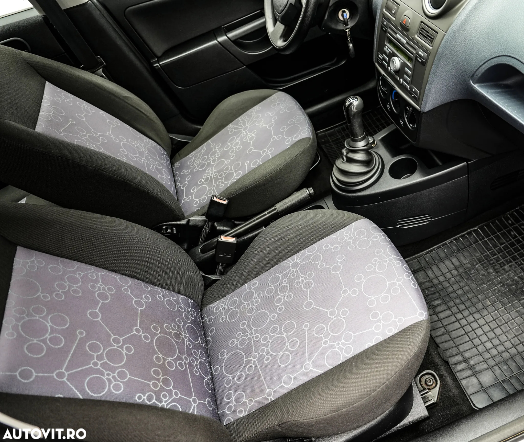 Ford Fiesta 1.4 TDCi Comfort - 12