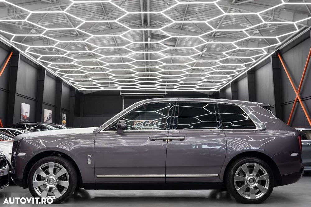 Rolls-Royce Cullinan Standard - 33