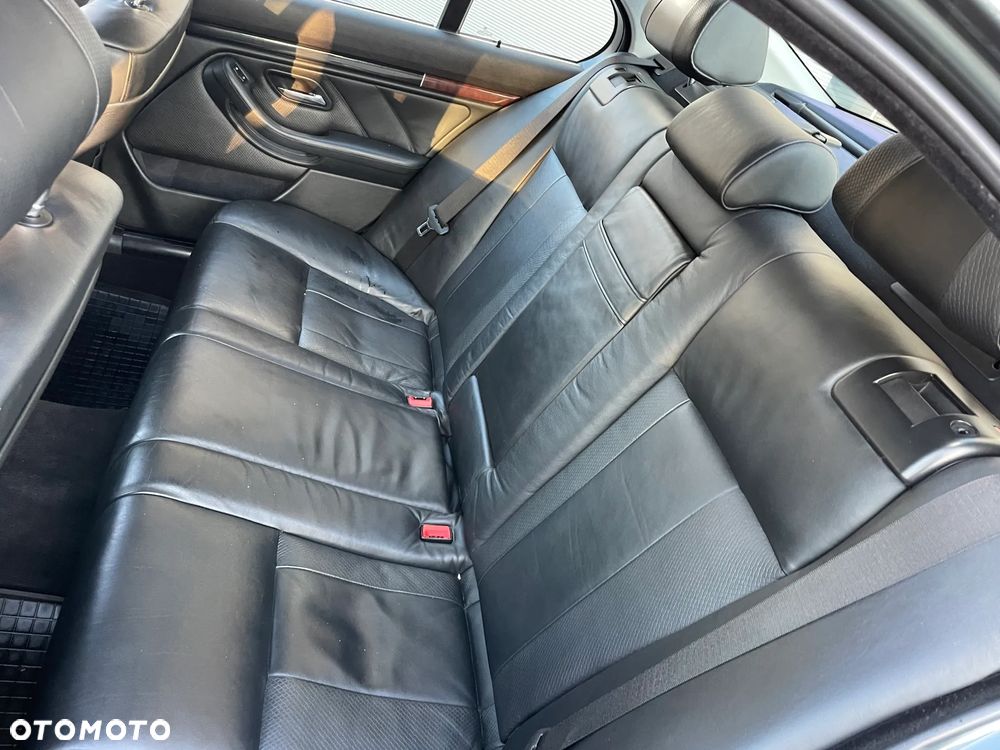 BMW Seria 5 - 9