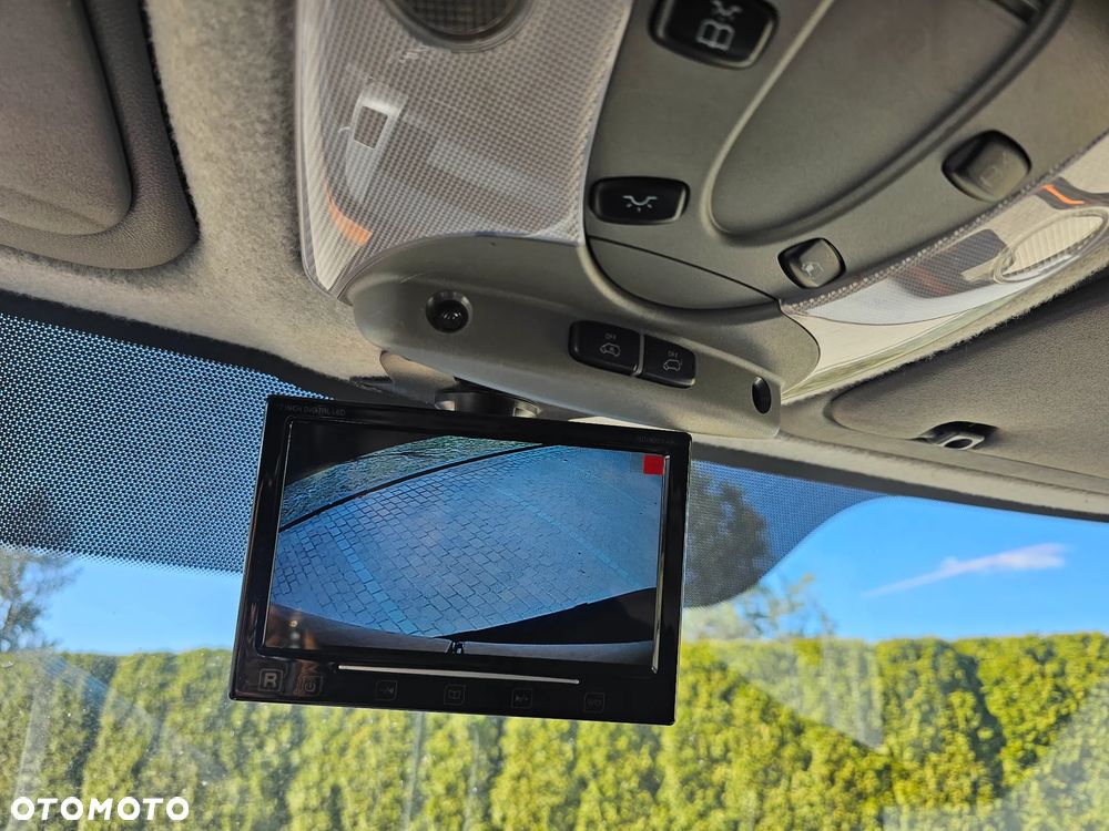 Mercedes-Benz SPRINTER - 28