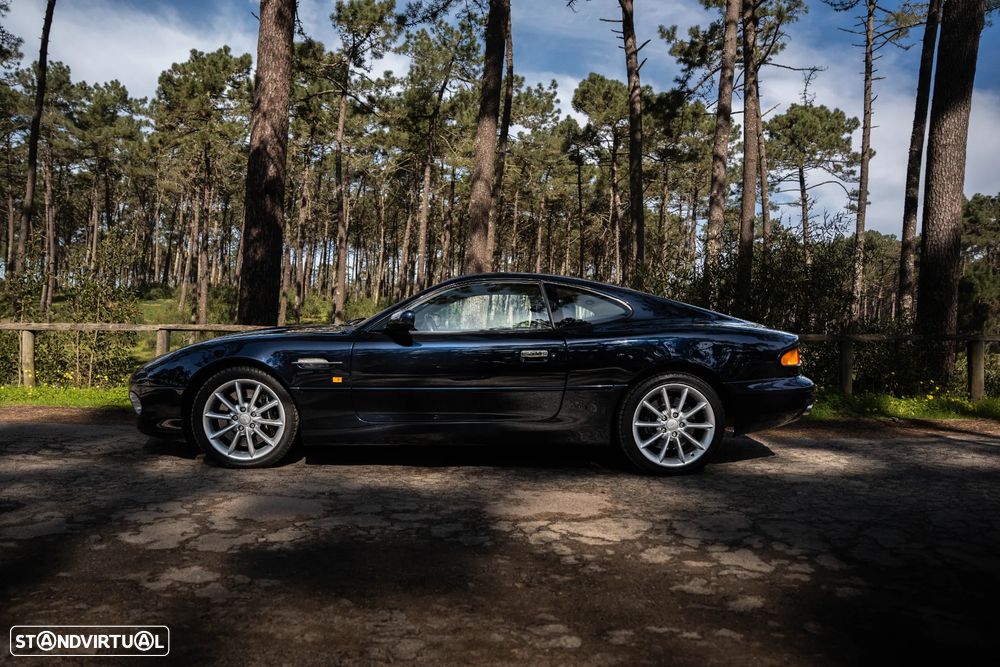 Aston Martin DB7 Vantage Coupé - 8