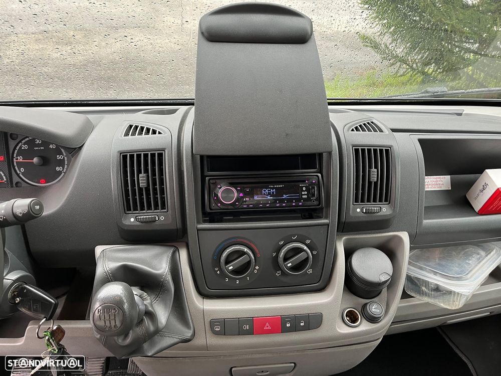 Adria Adriatik Coral S680 SP - 18