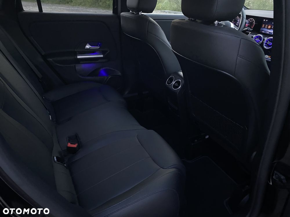Mercedes-Benz GLA 250 - 8