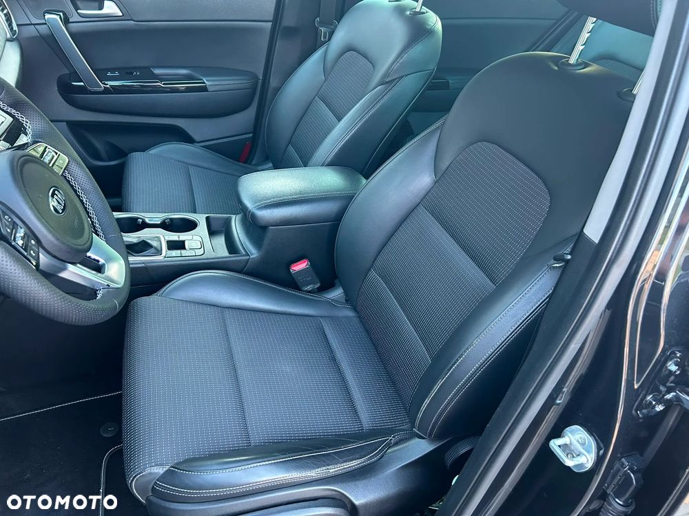 Kia Sportage 1.6 CRDI L Business Line 2WD DCT - 17