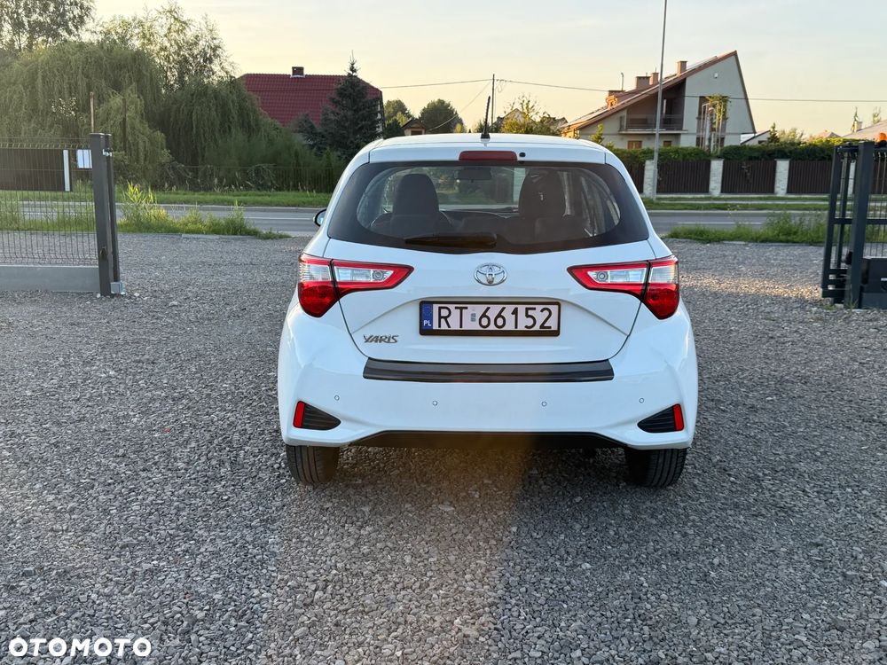 Toyota Yaris 1.5 Active - 17