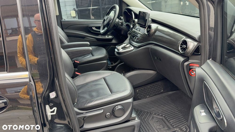Mercedes-Benz Klasa V 220 d extralang 4Matic 9G-TRONIC Special Edition Avantgarde - 13