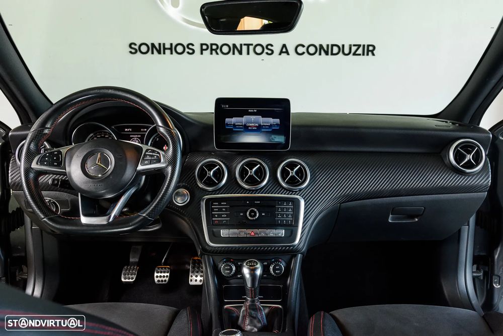 Mercedes-Benz A 180 d AMG Line — fotografia 9