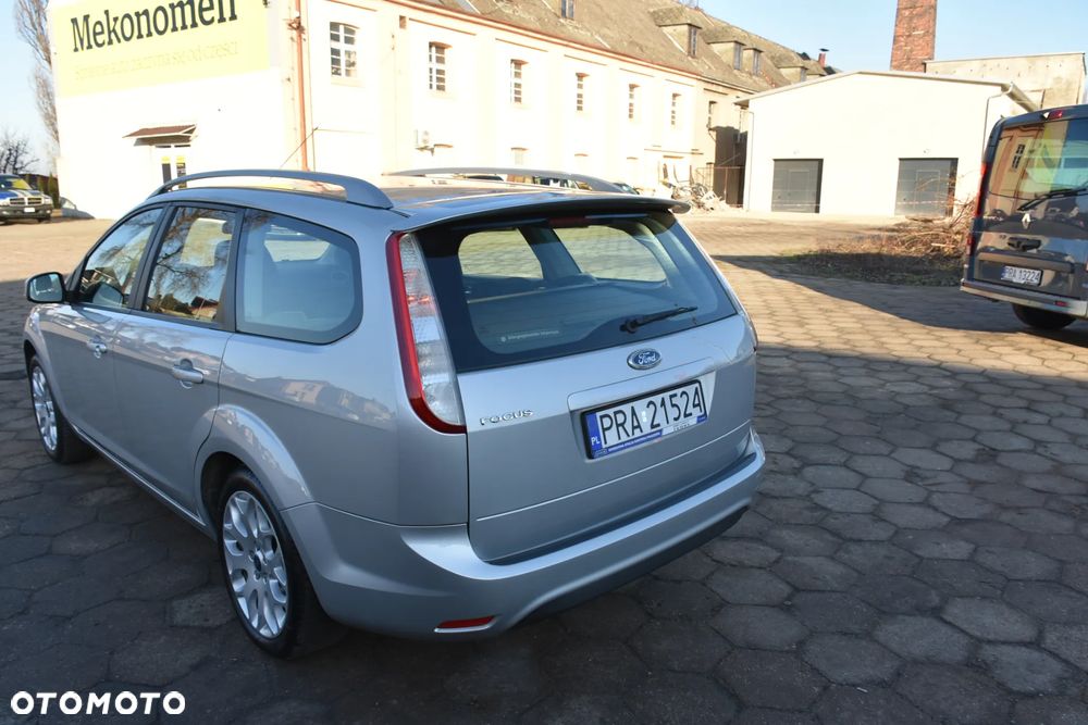 Ford Focus 1.6 Ti-VCT Style+ - 8