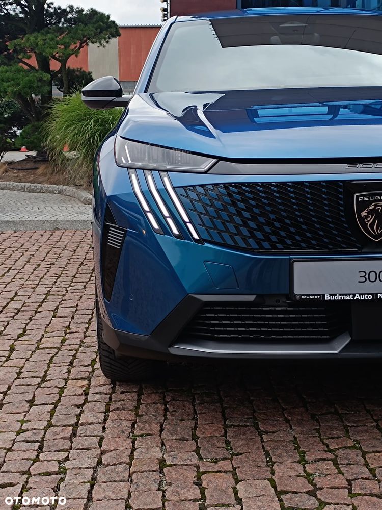 Peugeot 3008 1.2 PureTech mHEV Allure e-DCS6 - 9
