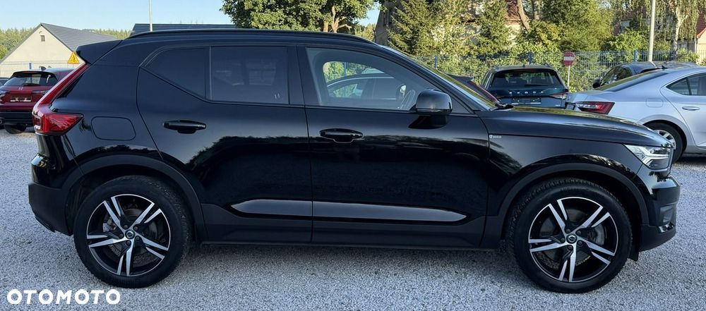 Volvo XC 40 T5 Plug-In Hybrid R-Design - 4