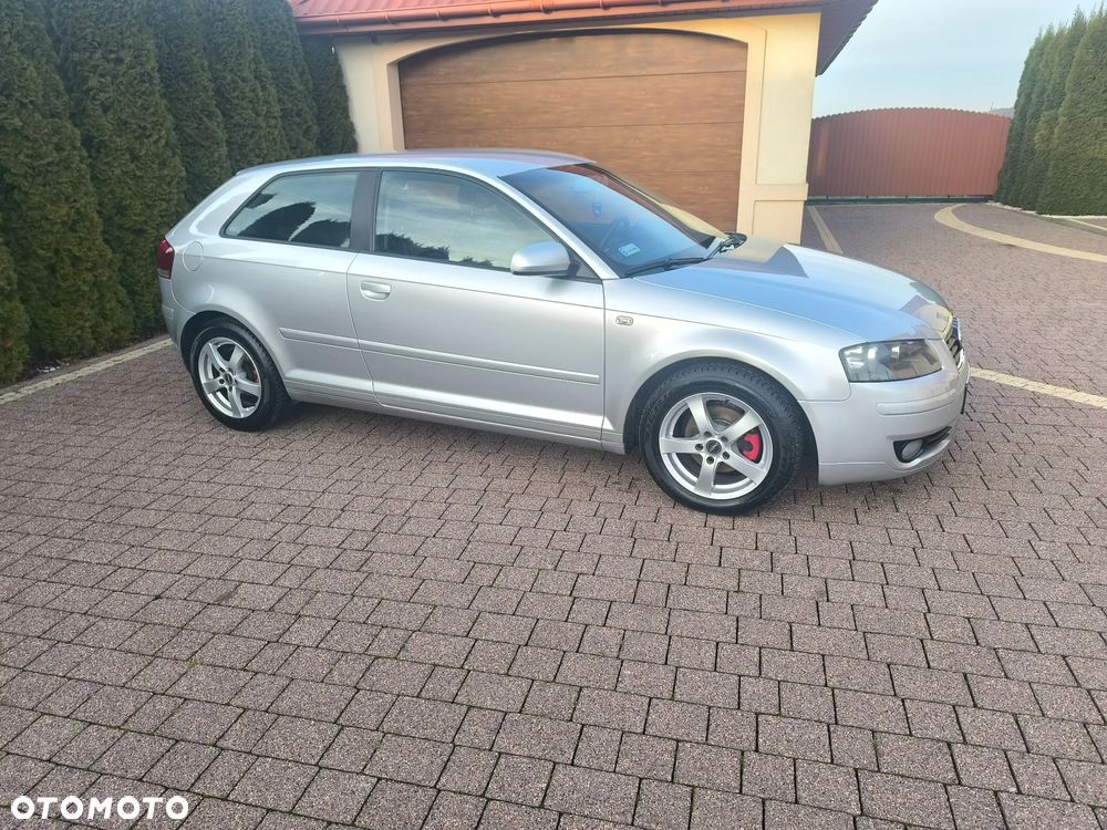 Audi A3 3-drzwiowe 1.9 TDI Attraction - 17
