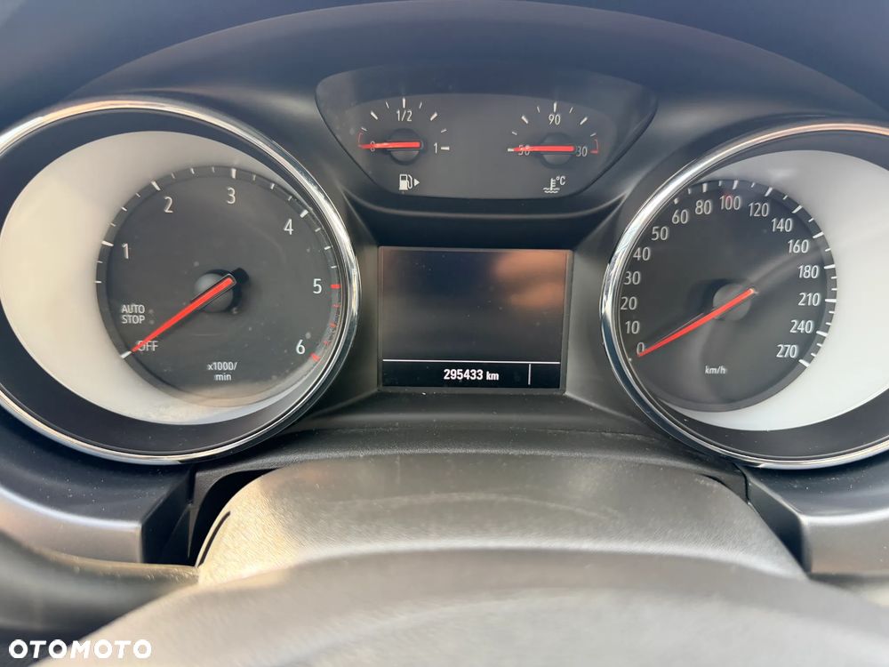 Opel Astra 1.6 CDTI Elite S&S - 18