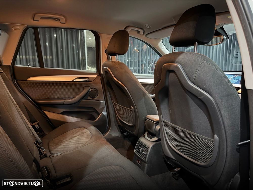 BMW X1 16 d sDrive Advantage Auto - 36