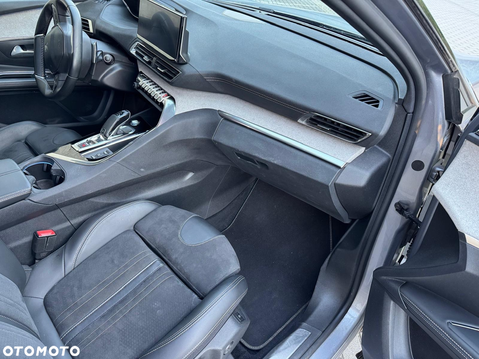 Peugeot 5008 BlueHDI 180 EAT8 GT - 22